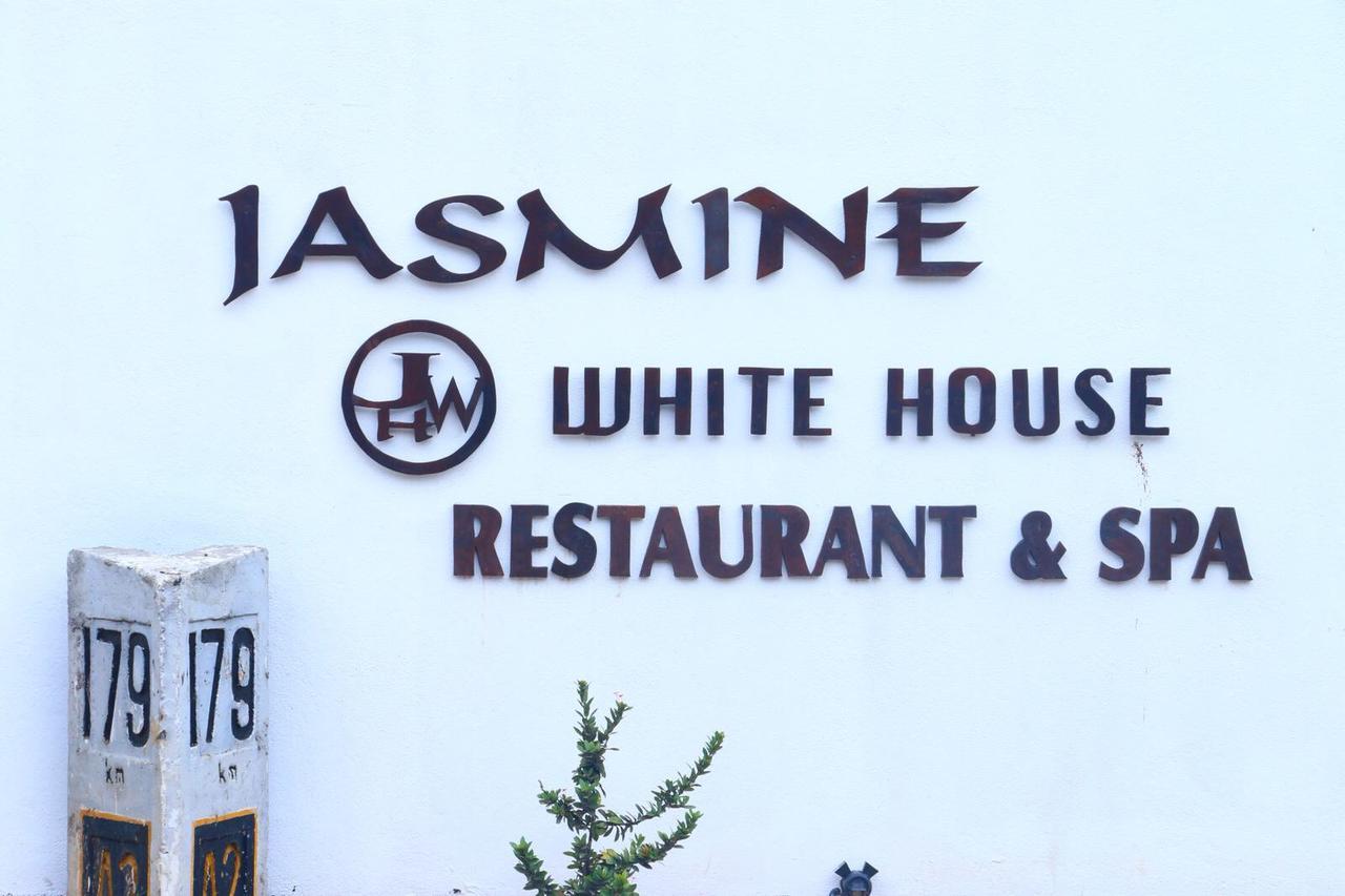 Jasmine White House Restaurant & Spa Dikwella Exterior foto